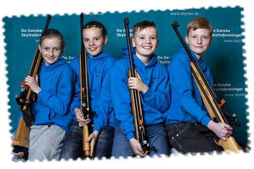 Anne, Emma, Emil og Martin fra 5.a p&aring; Videb&aelig;k Skole